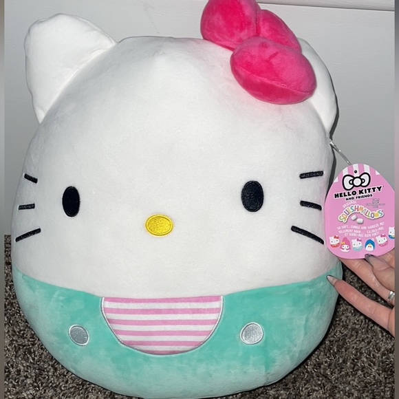 12” Hello Kitty Squishmallow - Picture 1 of 6